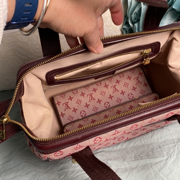 Louis Vuitton purse and wallet - Picture 8 of 15